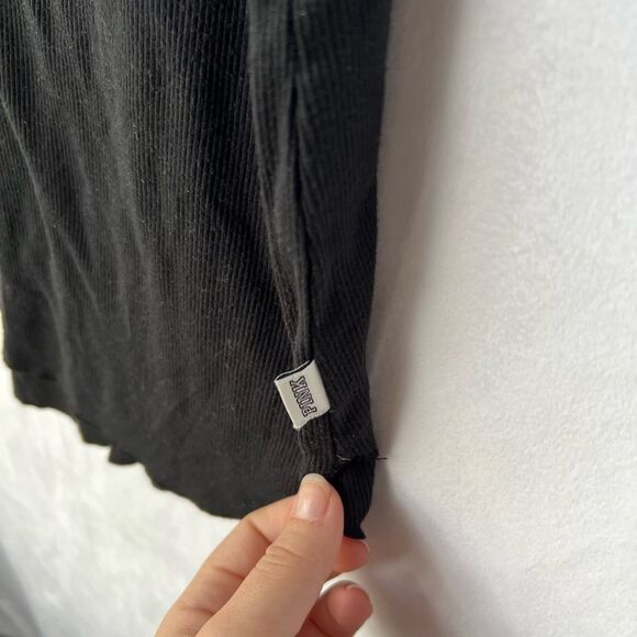 Victoria’s Secret PINK Black Ribbed Tank Top with Cheetah Detail size XS - Picture 3 of 6